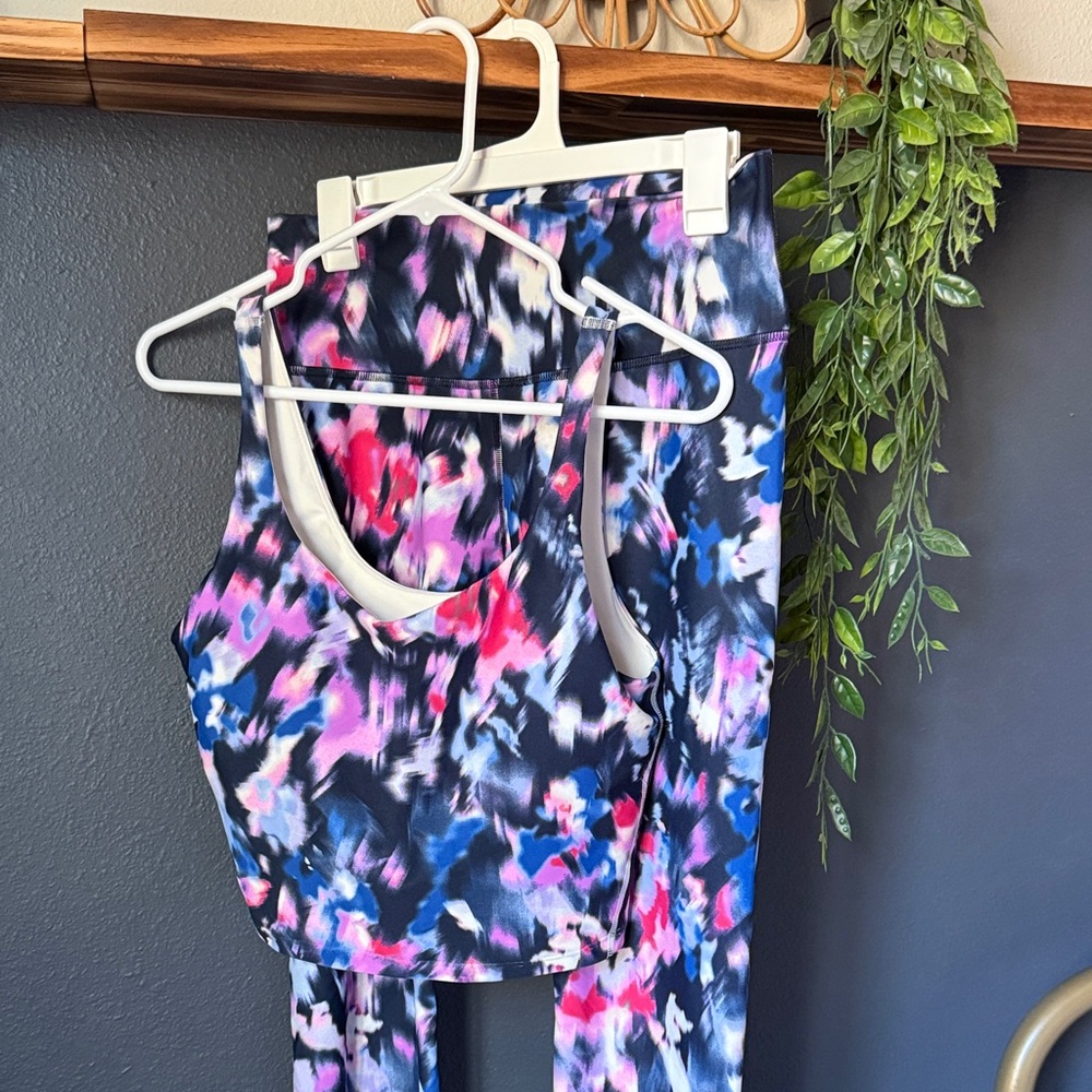 Old Navy Active Yoga Set Leggings & Longline Bra Colorful Large